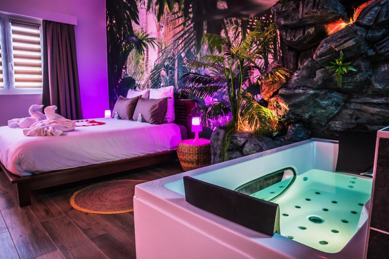 SECRET SUITE Jungle - Jacuzzi privatif - Gare RER C - Proche Paris Brétigny-sur-Orge Exterior foto